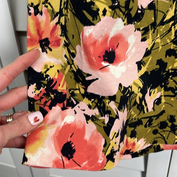 J. Jill Floral Cotton Stretch Pencil Skirt Size 16 - Picture 2 of 7
